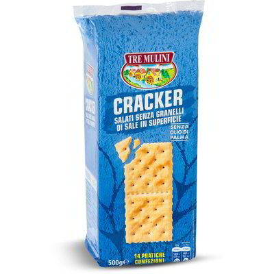 Cracker salati senza granelli di sale in superficie tre mulini